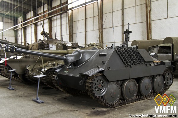 Panzerjäger G 13 mit Dieselmotor